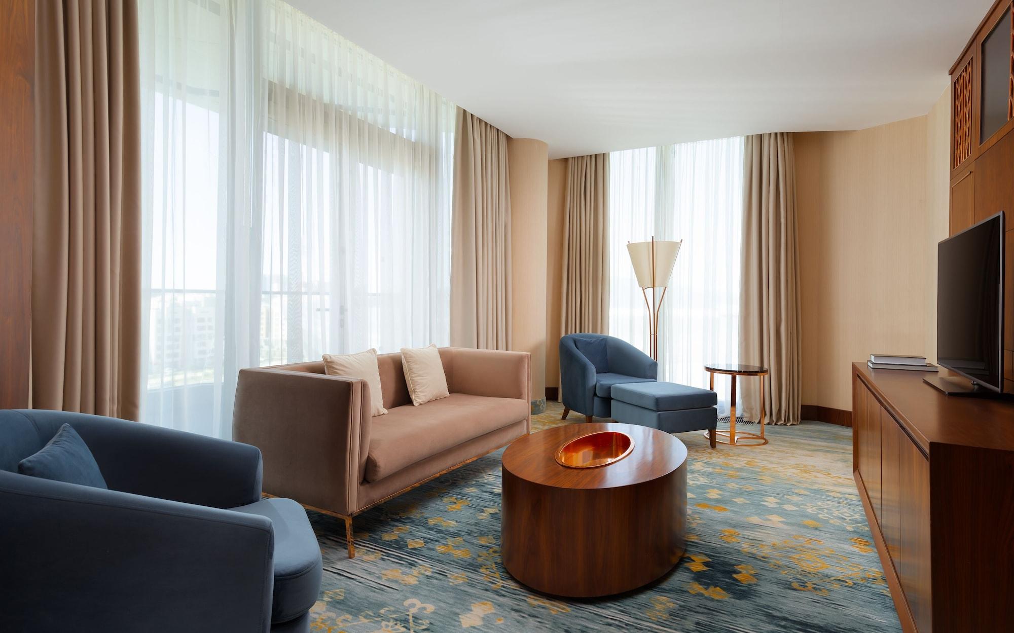 Hilton 5*