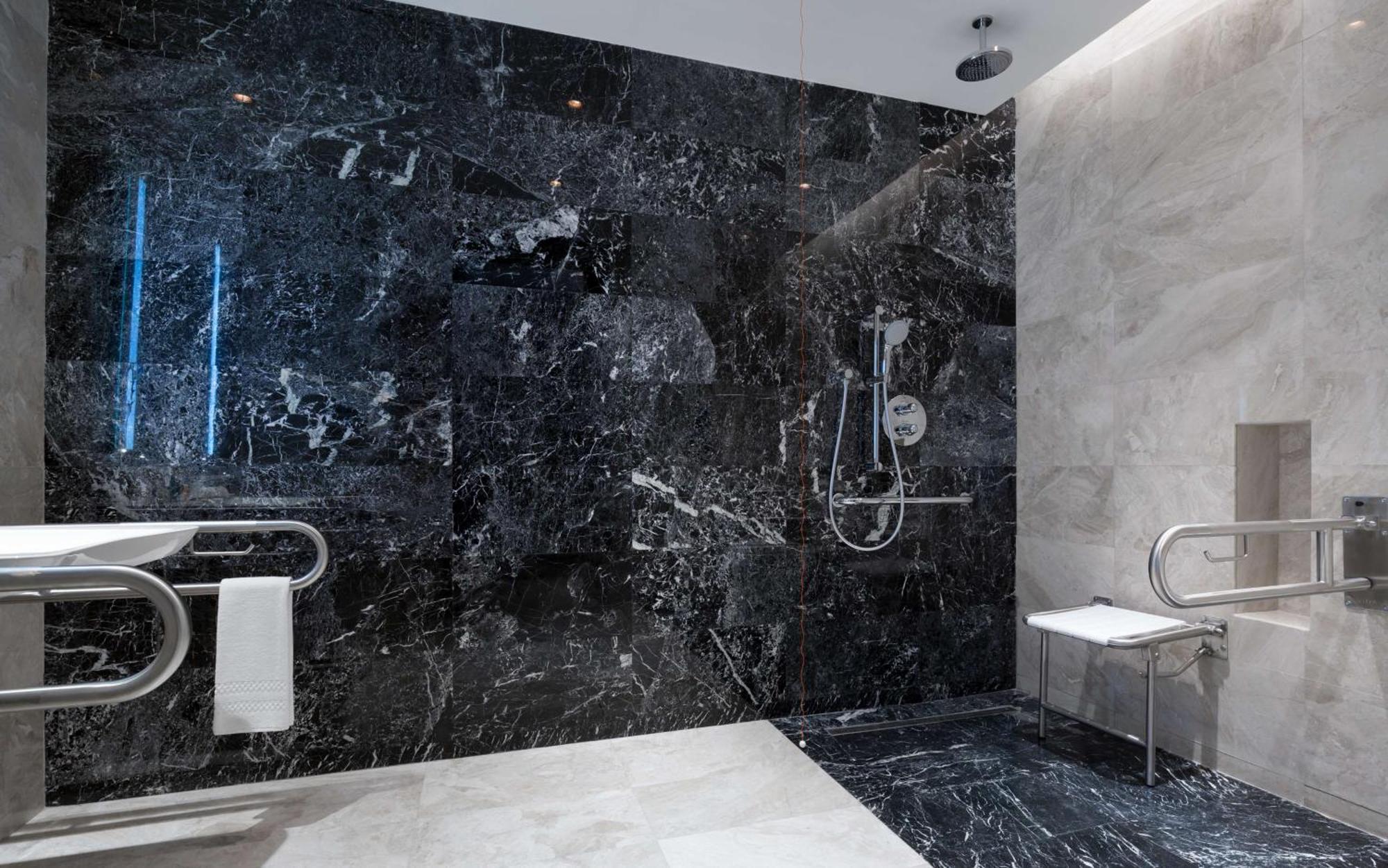 Hilton 5*