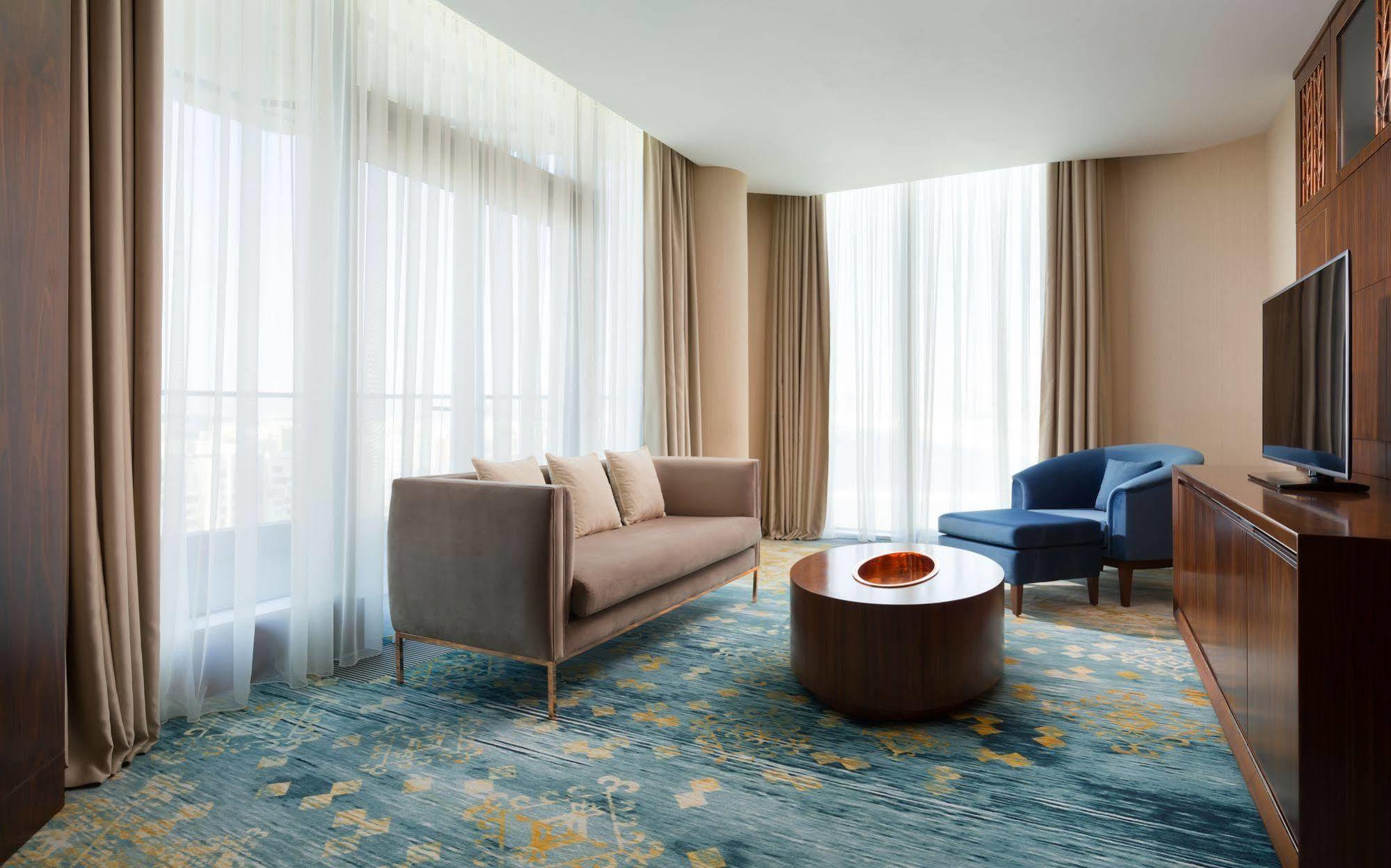 Отель Hilton 5*